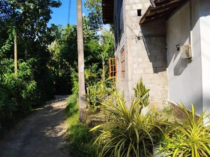 Polgahawela House for Sale