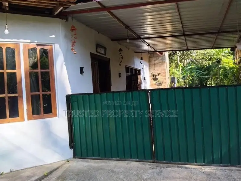 Polgahawela House for Sale