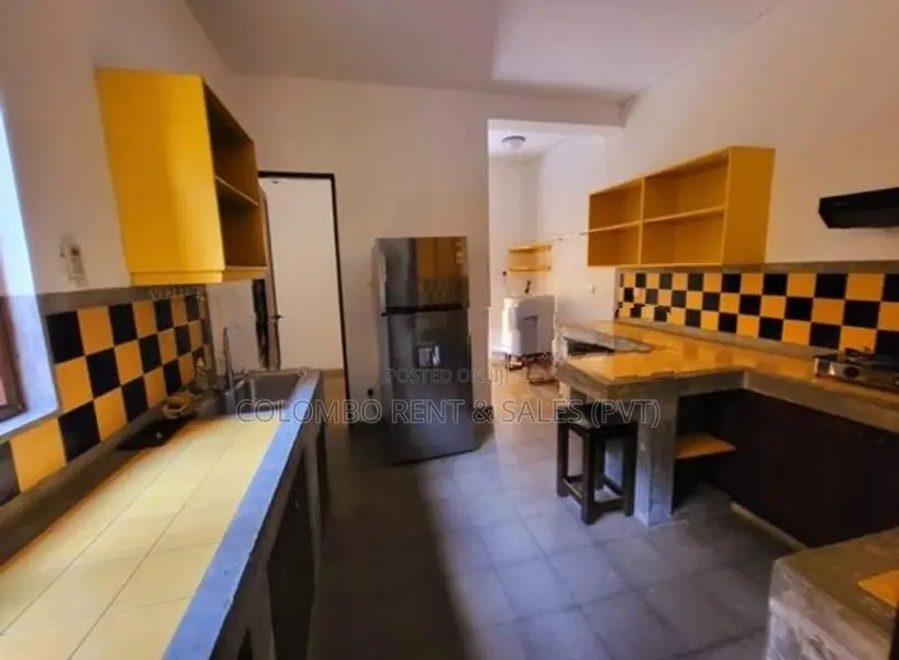 Luxury Solar Powdered Fully Furnished House for Rent – Colombo 05