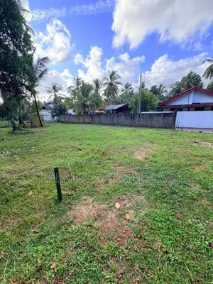 Land For Sale Athurugiriya