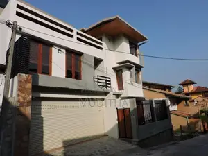 Luxury 3 Story House for Sale in Nawala