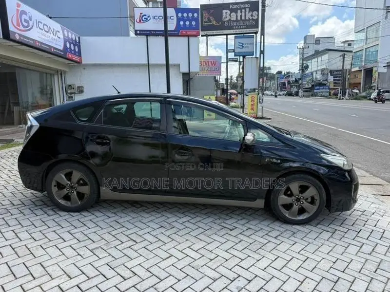 Toyota Prius S TOURING 2013