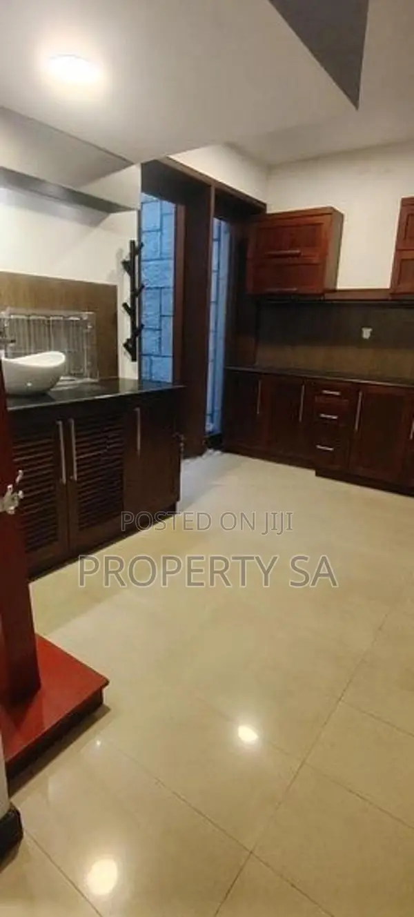 Two Storied Modern House For Rent in Colombo 3