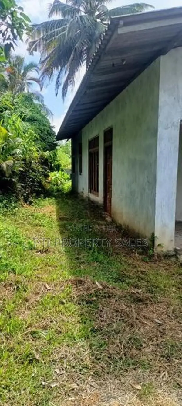 House for Sale – Owitigama, Meegoda