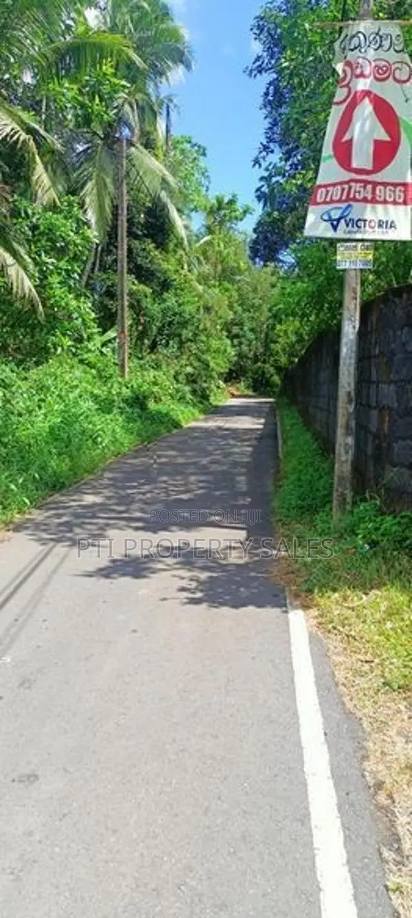 House for Sale – Owitigama, Meegoda