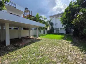 3 Story Modern Home for Sale in Jaela