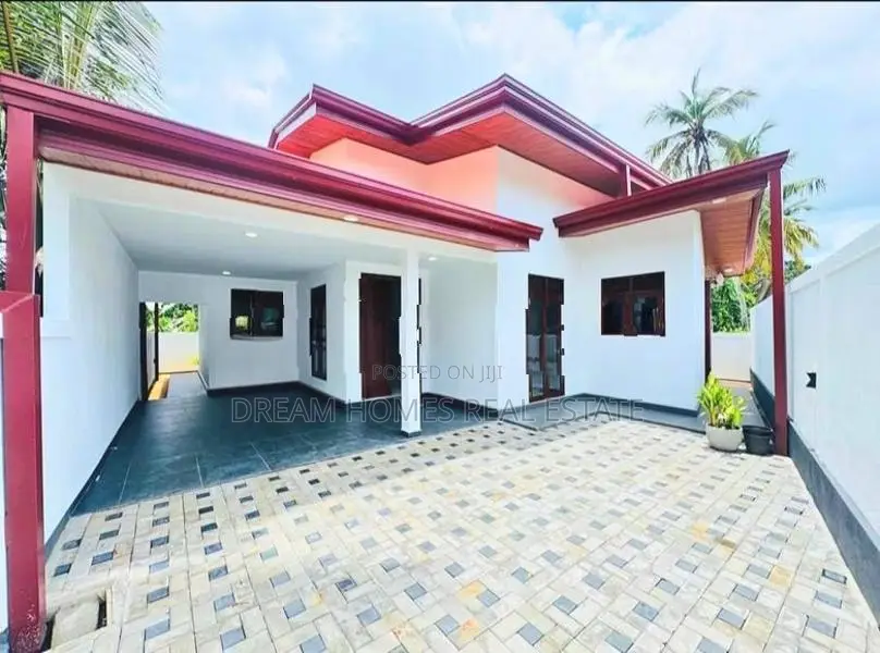 Modern 3 Bedroom House – Godagama, Homagama