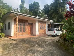 House For Sale In Badulla City Area ( With Anex)