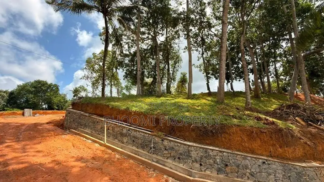 Land in Galle city