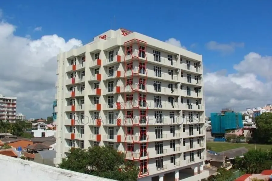 🏢 Span Tower – 04 Bedroom Unfurnished Apartment for Sale