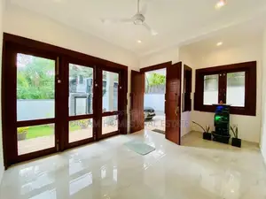 Luxury 3-Storey House with Rooftop – Athurugiriya