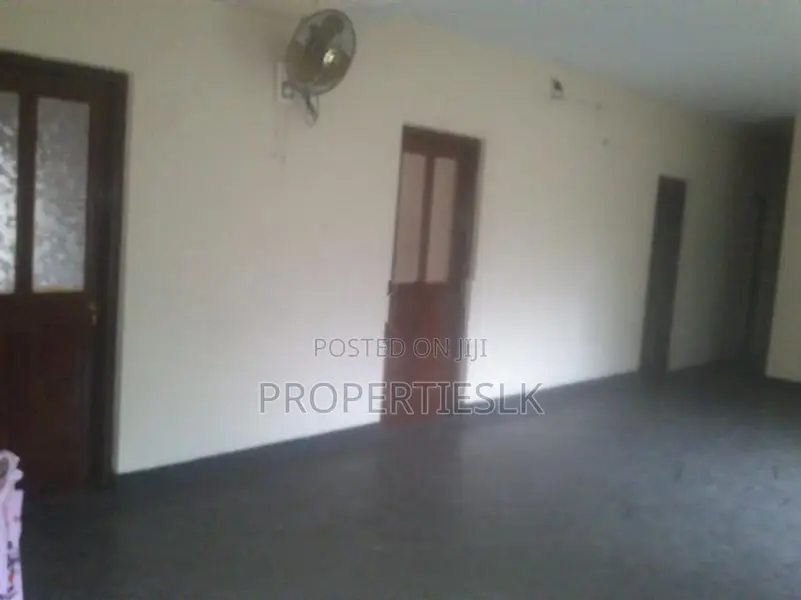 Nugegoda 14 Perches Land With House Available For Sale