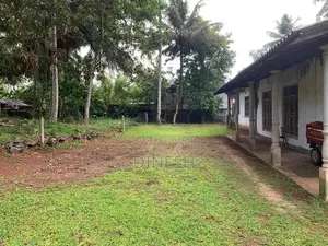 42.52 Perches Land With House At Weliweriya In Gampaha