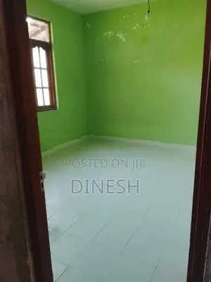 42.52 Perches Land With House At Weliweriya In Gampaha