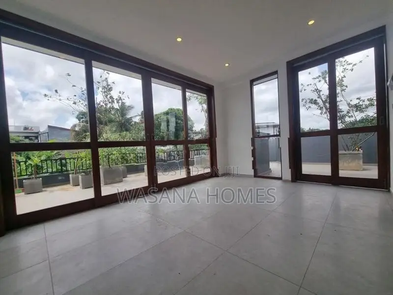 Talawathugoda City House for Sale