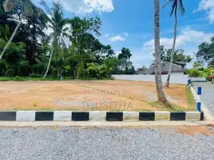 Yakkala Land for Sale
