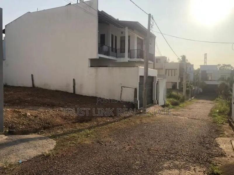 Land for Sale Pannipitiya Rathmaldeniya