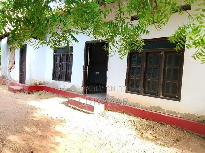 மயிலிட்டி பகுதியில் வீடு விற்பனைக்கு