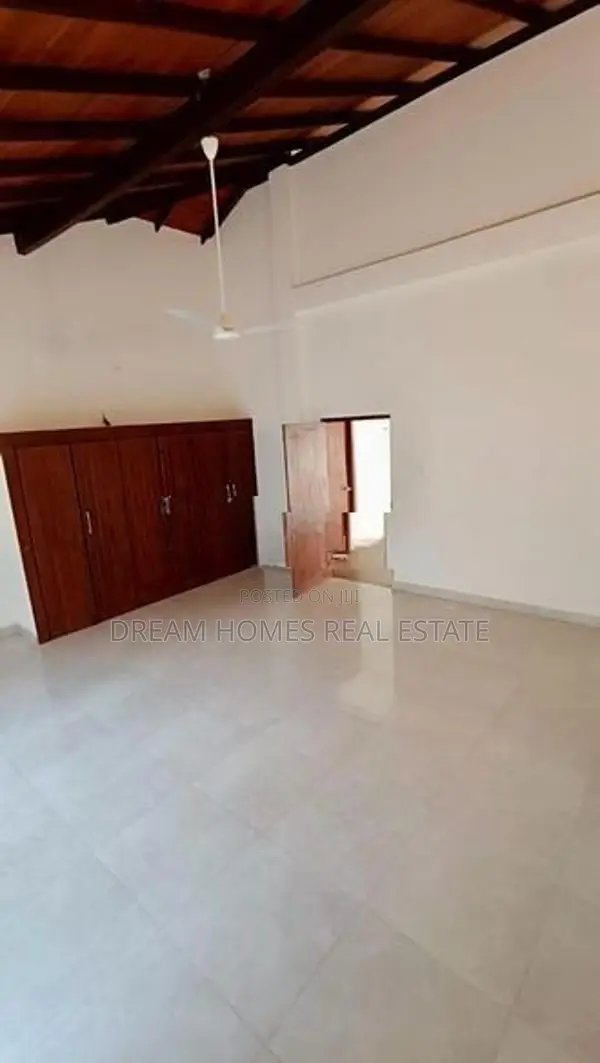 Modern Two-Storey House for Sale – Boralesgamuwa