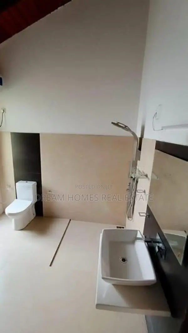 Modern Two-Storey House for Sale – Boralesgamuwa