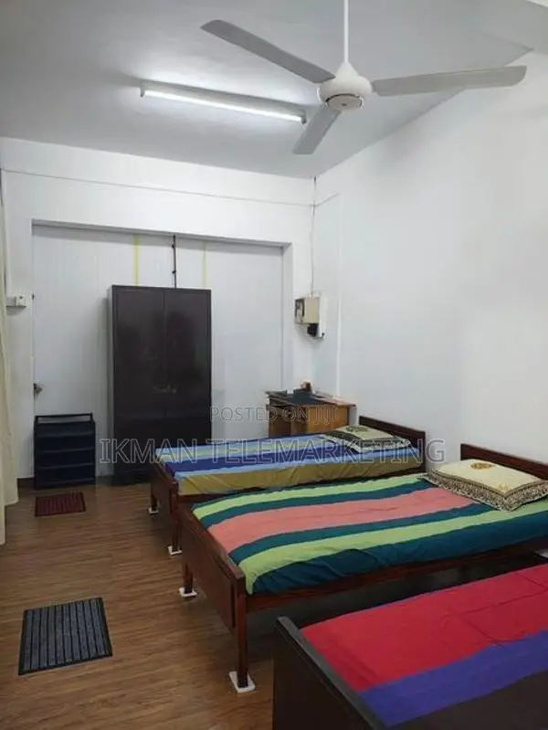 Sharing Room for Rent in Mount Lavinia