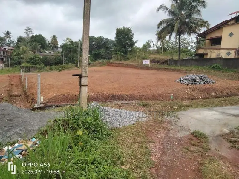 Land for Sale in Kesbewa