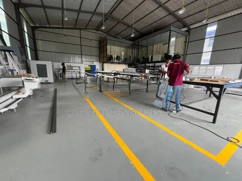 4000 Sqft Main Road Facing Warehouse for Rent Biyagama