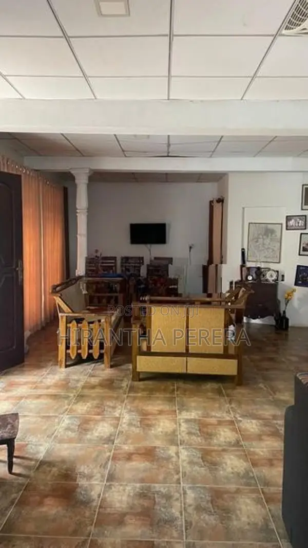 House For Sale In Thihariya Nittambuwa