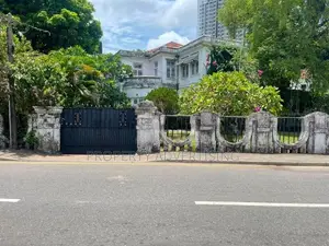 Ward Place, Colombo 07 – Prime Land with Existing House for Sale