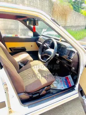 Toyota Corona 1986