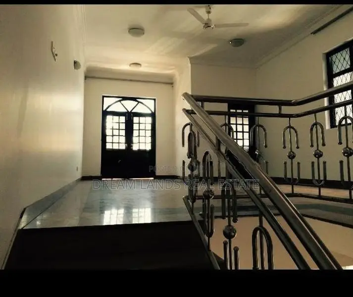 4BED HOUSE FOR RENT IN MOUNT LAVINIA (SP1329)