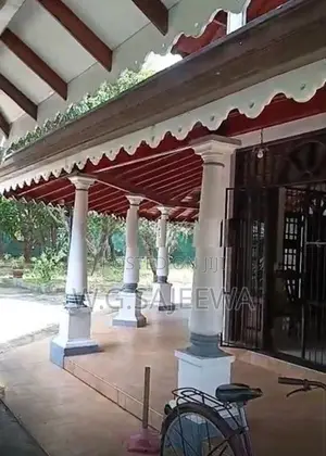 2 Storey 6 Rooms House rent in Negombo Town area