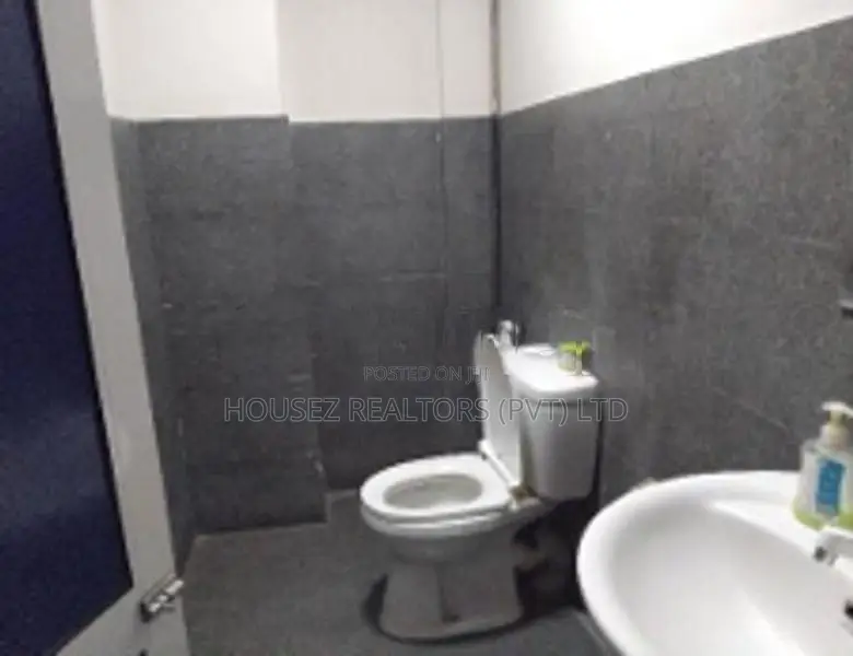 3-Storey Commercial Building for Sale – Kochchikade