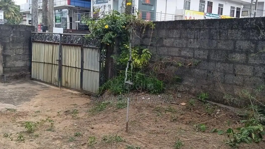 Land for Sale in Arangala Junction