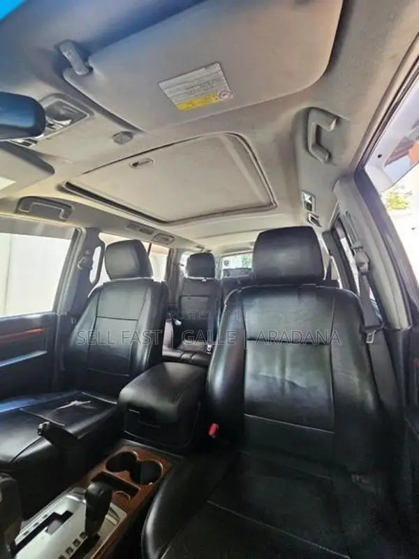 Mitsubishi Montero 2009