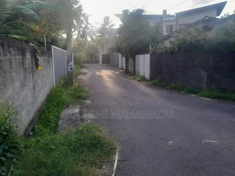Land for sale in Hokandara