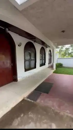 Large 8-Bedroom House for Sale – Kandy