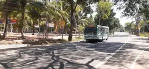 කුරුණෑගල අනුරාධපුර පාරට මුහුණලා ඉඩමක්