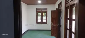 අගනා නිවසක් විකිණීමට - දිවුලපිටිය