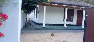 අගනා නිවසක් විකිණීමට - දිවුලපිටිය