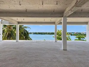 Large Commercial Building for Lease – Puliyantivu, Batticaloa