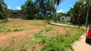 Land for sale in Yakkala