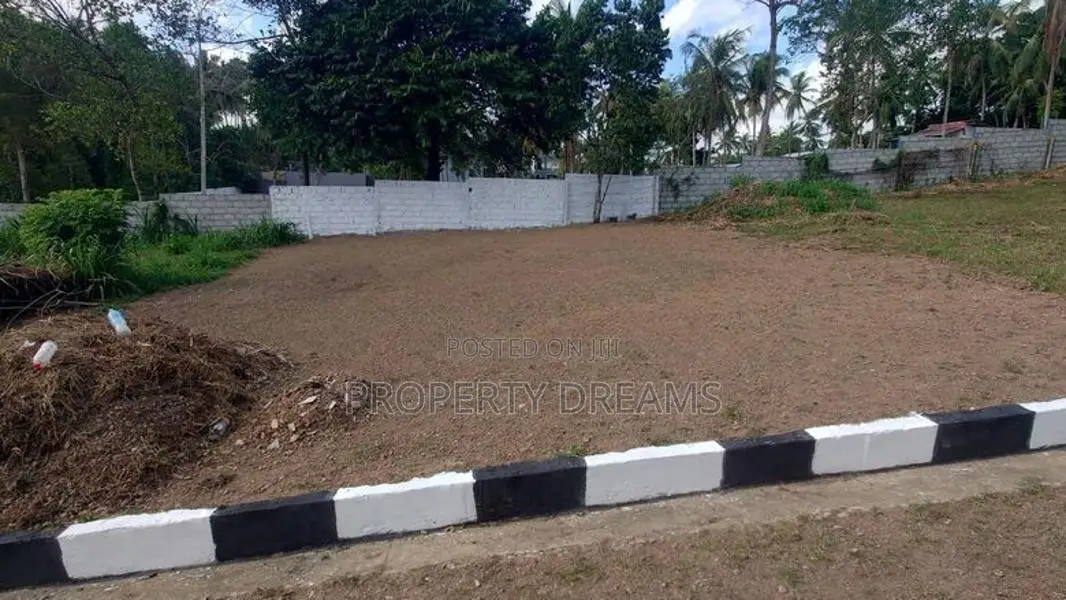 Land for Sale in Athurugiriya