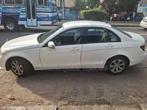 Mercedes Benz C220 2012