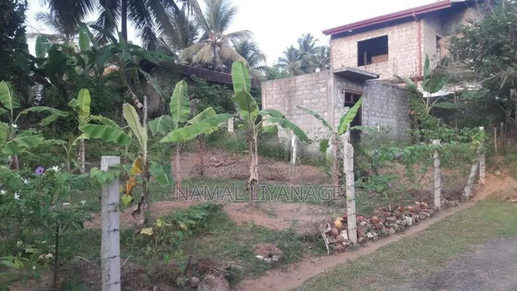 Land For Sale In Kadawatha Webada Road