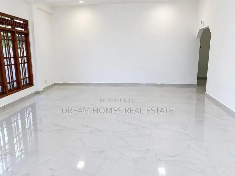 Single-Story House for Sale – Kindelpitiya