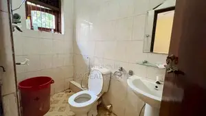 05 Bedrooms for House Sale 7.9 P Land in Hampden Ln, Wellawatte