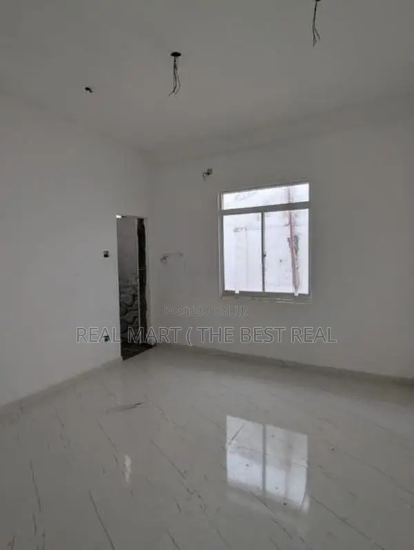 COLOMBO 06 : 3-BR (6.5P) BRAND NEW 2-STOREY HOUSE FOR SALE