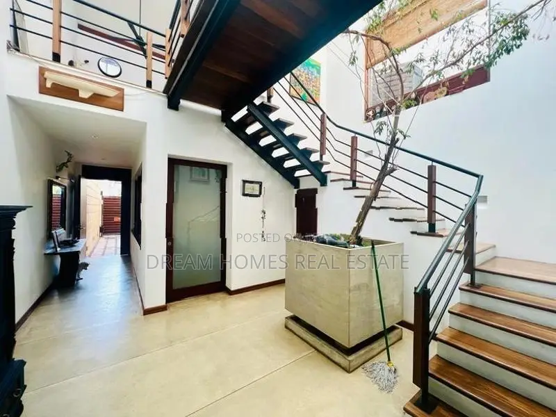 Luxury 2 Storied House for Sale in Rajagiriya