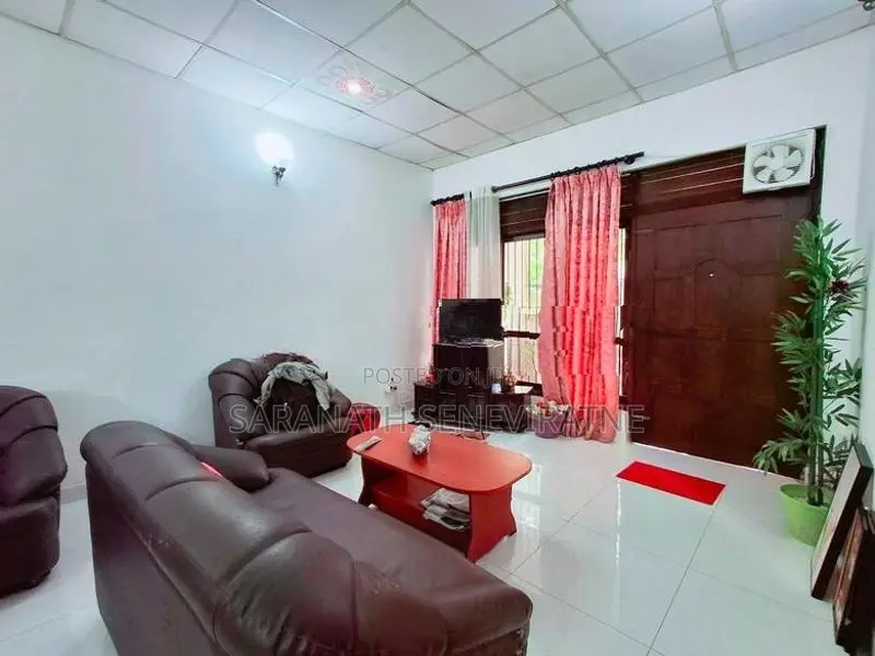 House For Land Value - Maharagama 10 Perches